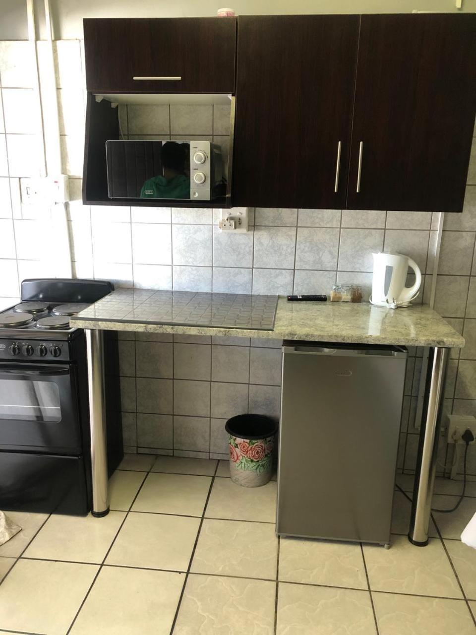 Jnc Lodge Richards Bay Bagian luar foto