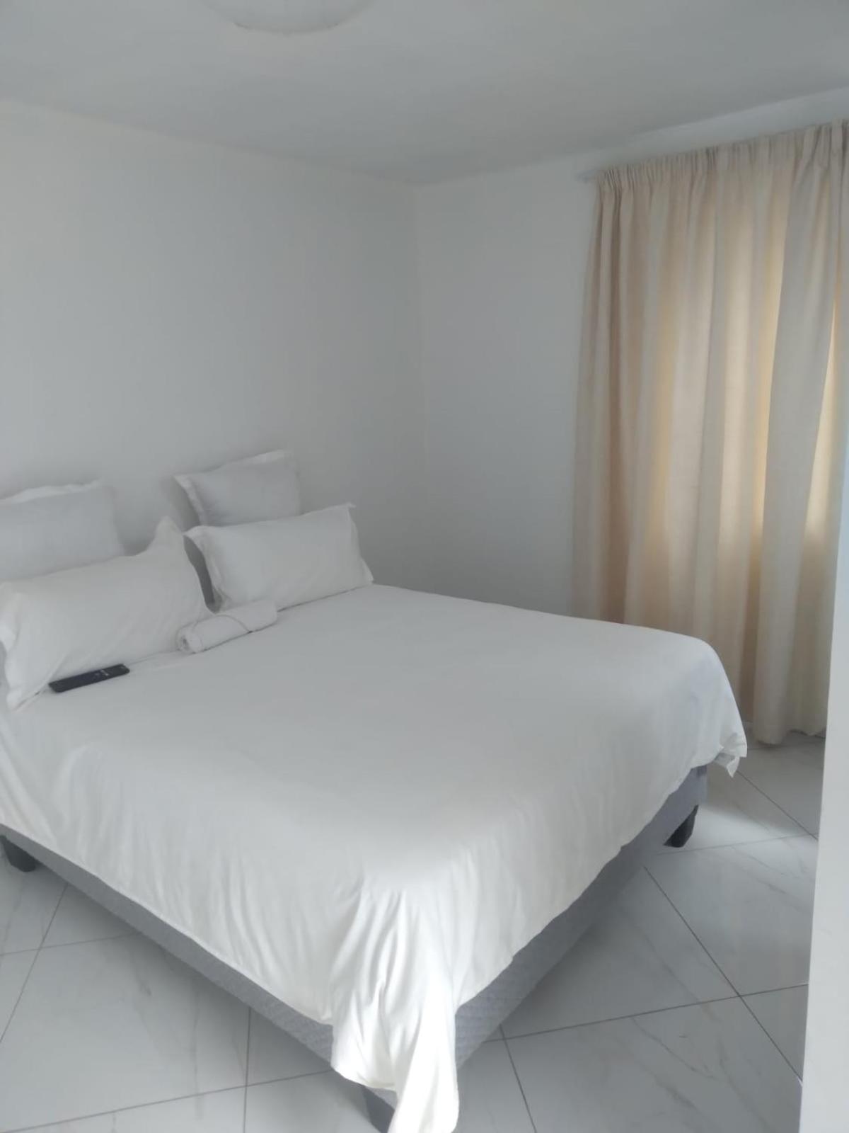 Jnc Lodge Richards Bay Bagian luar foto
