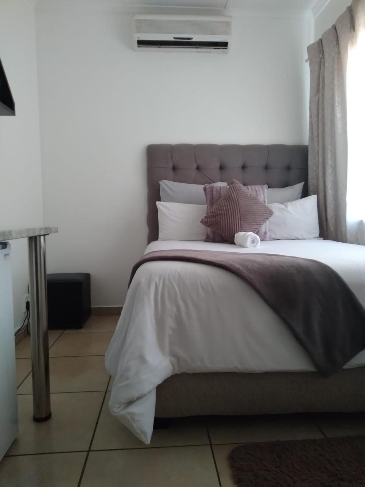 Jnc Lodge Richards Bay Bagian luar foto